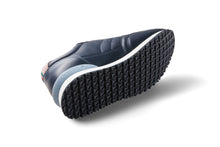 Sloane Storm -Navy/Pink